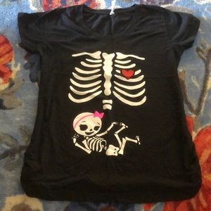 Maternity skeleton top